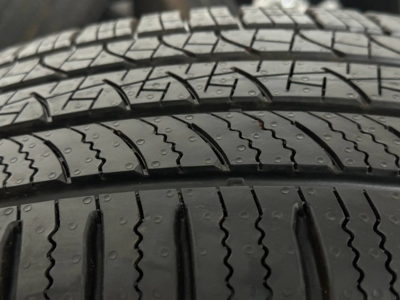 Колеса диски Land Rover Discovery 20 Pirelli Scorpion All Season 255/60/20 - Зображення 13
