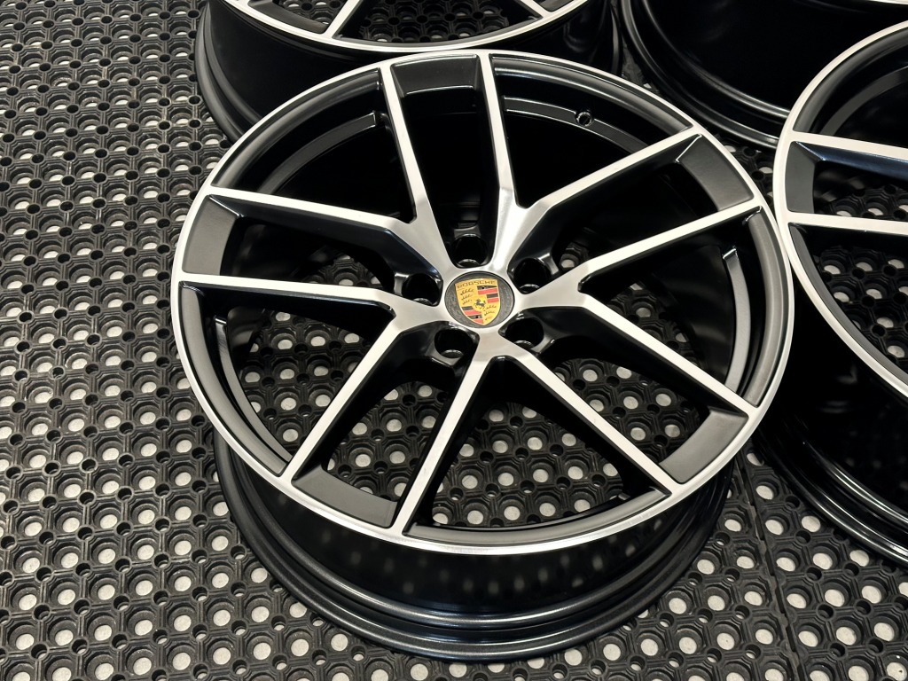 Нові диски оригінальні Porsche Macan III S Порш Макан 20 R20 - Зображення 3