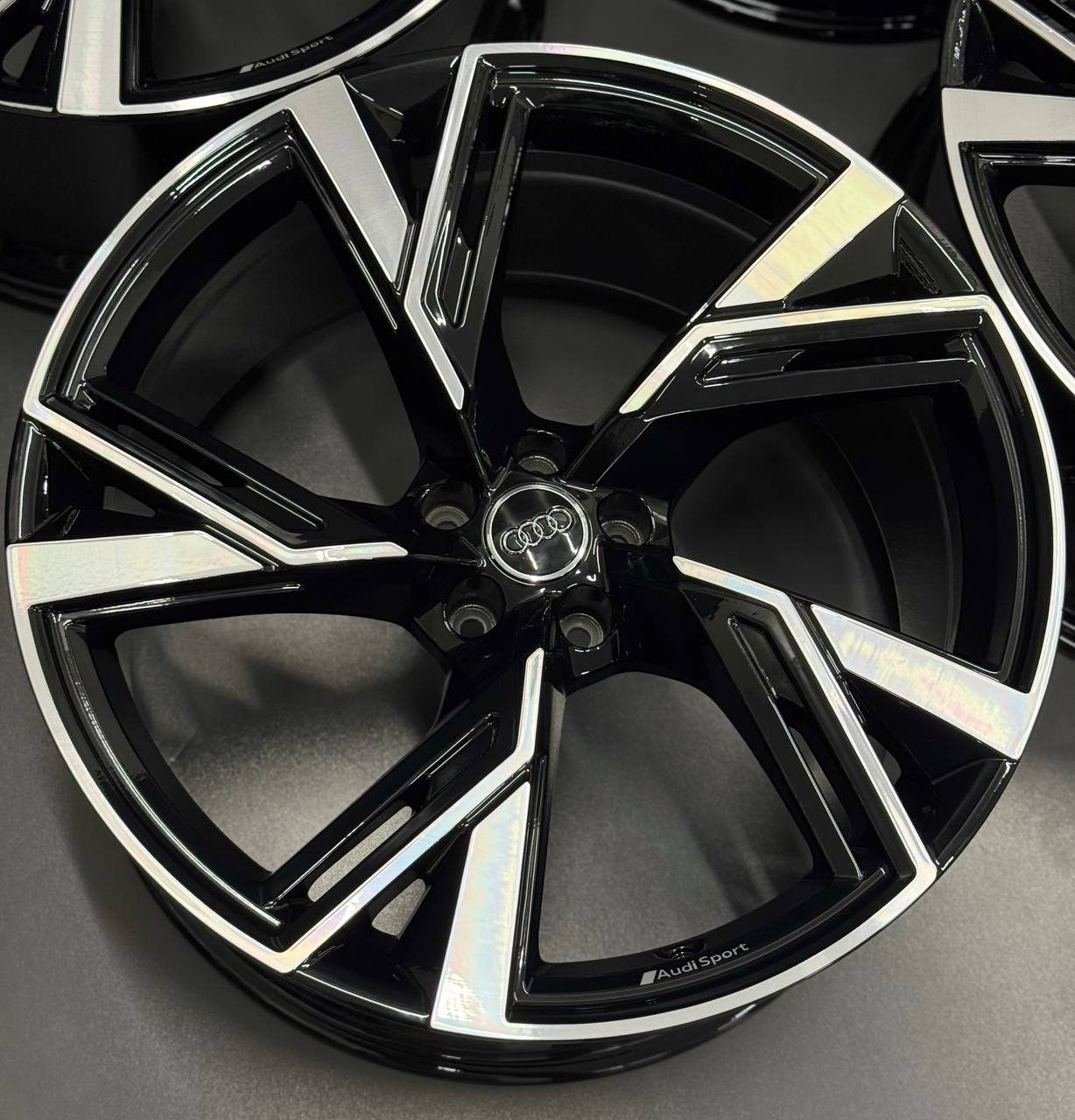 Оригінальні диски Audi RS6, Q8, SQ8, RSQ8 22" - Зображення 6