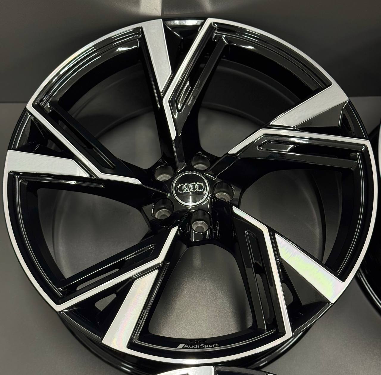 Оригінальні диски Audi RS6, Q8, SQ8, RSQ8 22" - Зображення 7