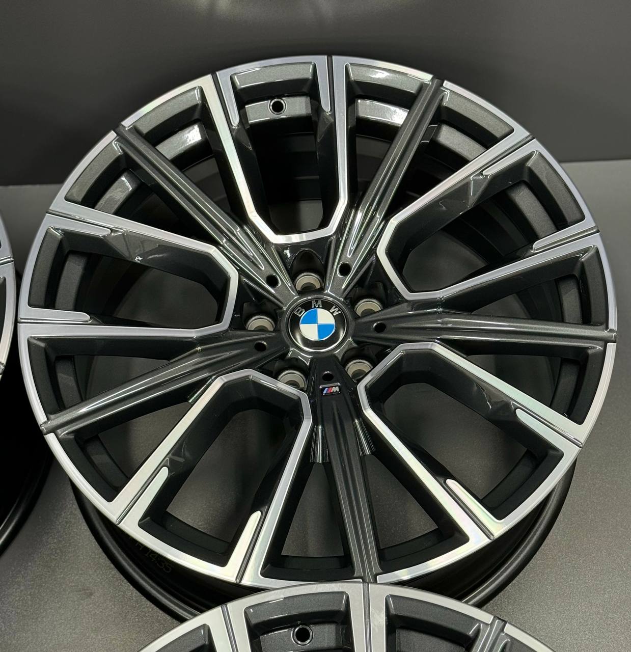 Диски оригінальні нові BMW 7 G11 6GT G32 817M 20" - Зображення 6