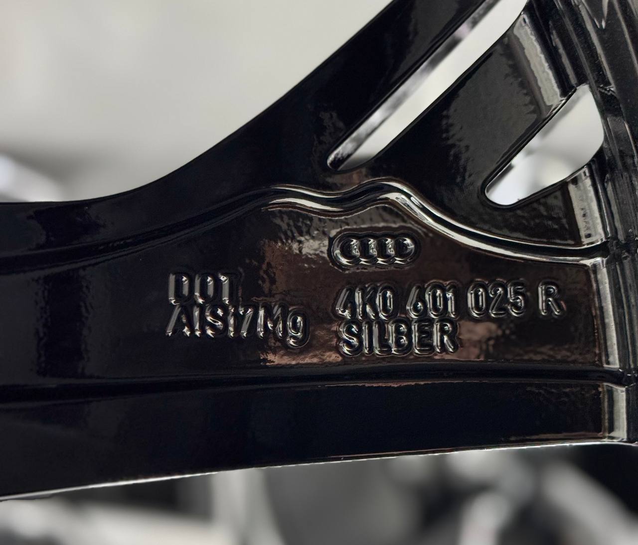 Оригінальні диски Audi RS6, Q8, SQ8, RSQ8 22" - Зображення 9