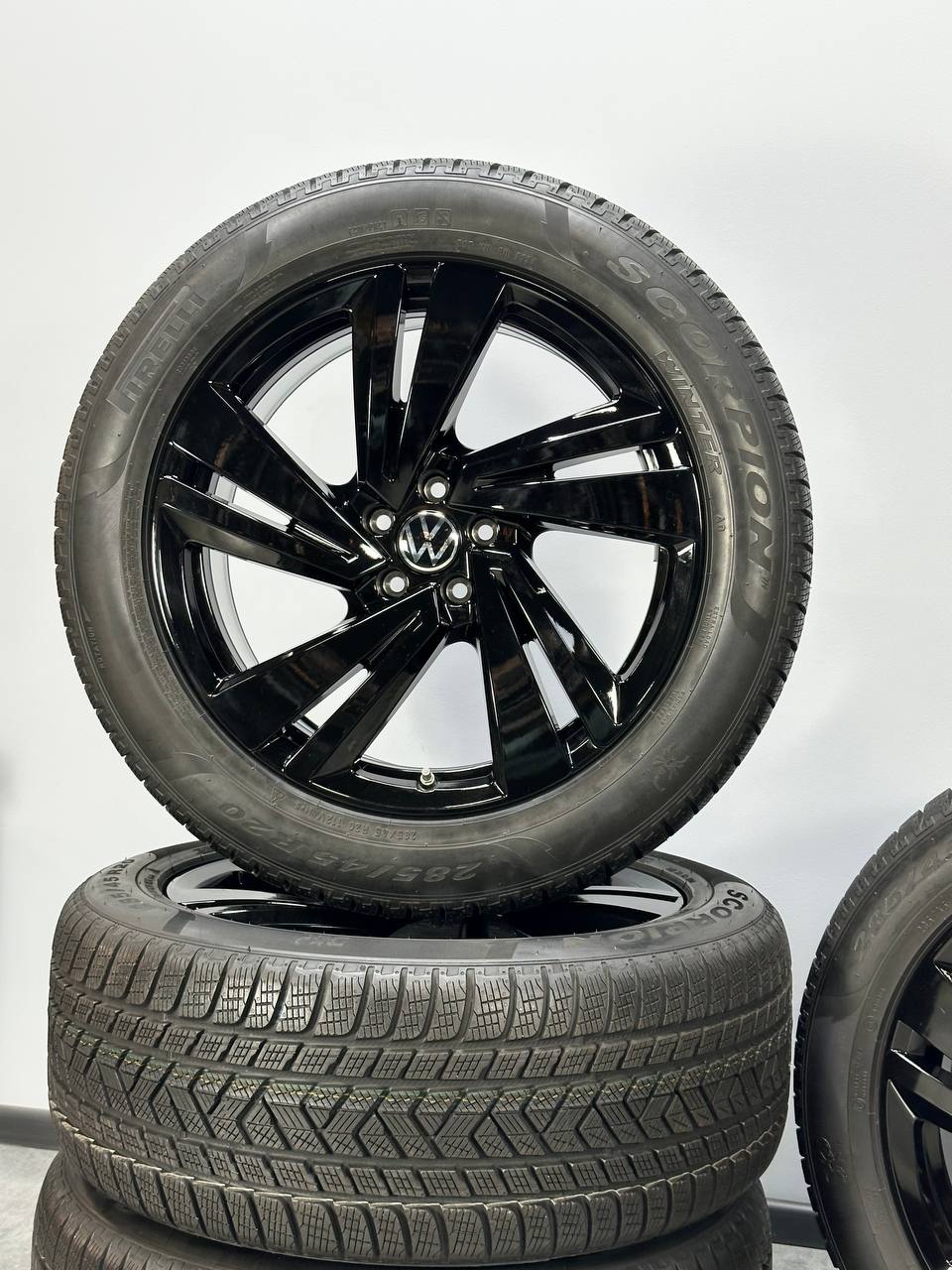 Нові оригінальні диски колеса комплект зима Volkswagen Touareg R-Line Nevada 20" - Зображення 4