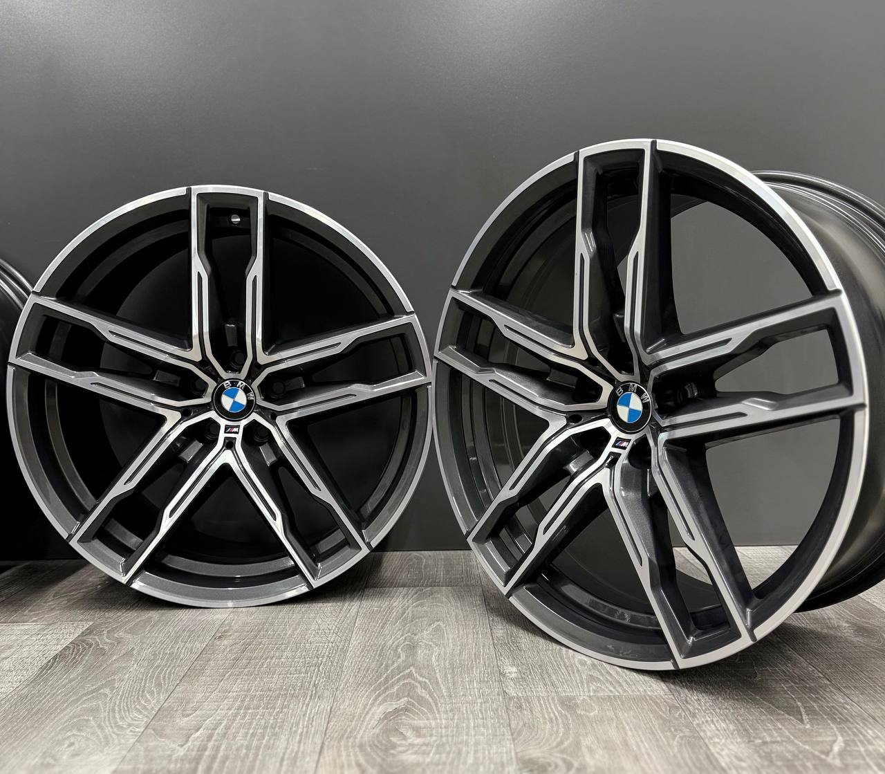Оригинальні нові диски BMW M5, M8 F90 F91 F92 F93 810M 20"