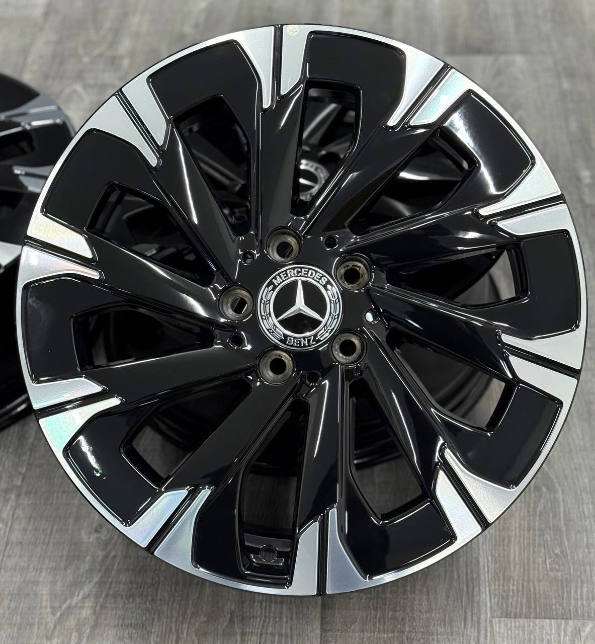 Оригинальні диски Mercedes V EQV VITO 447 18" - Зображення 5