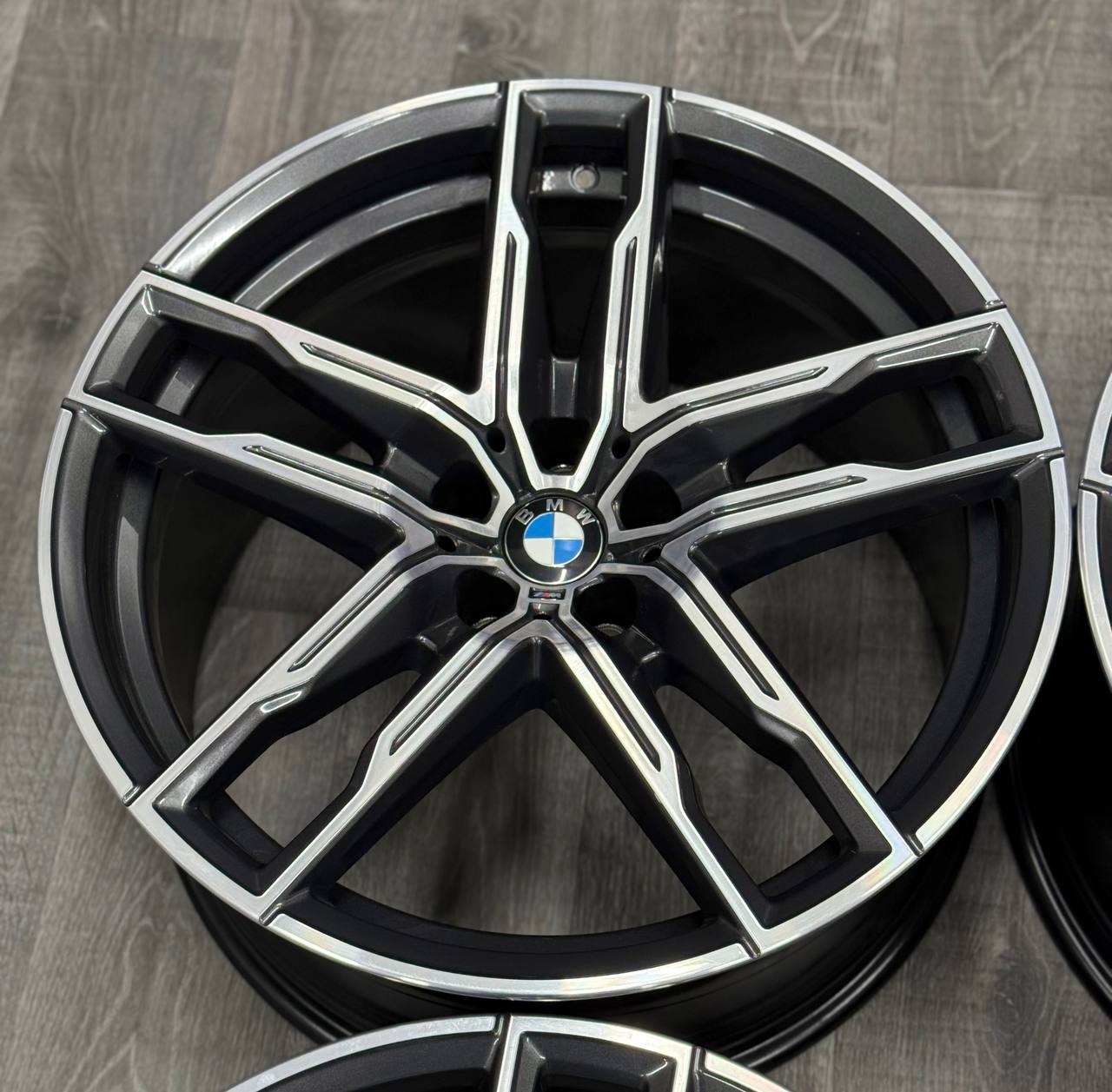Оригинальні нові диски BMW M5, M8 F90 F91 F92 F93 810M 20" - Зображення 5