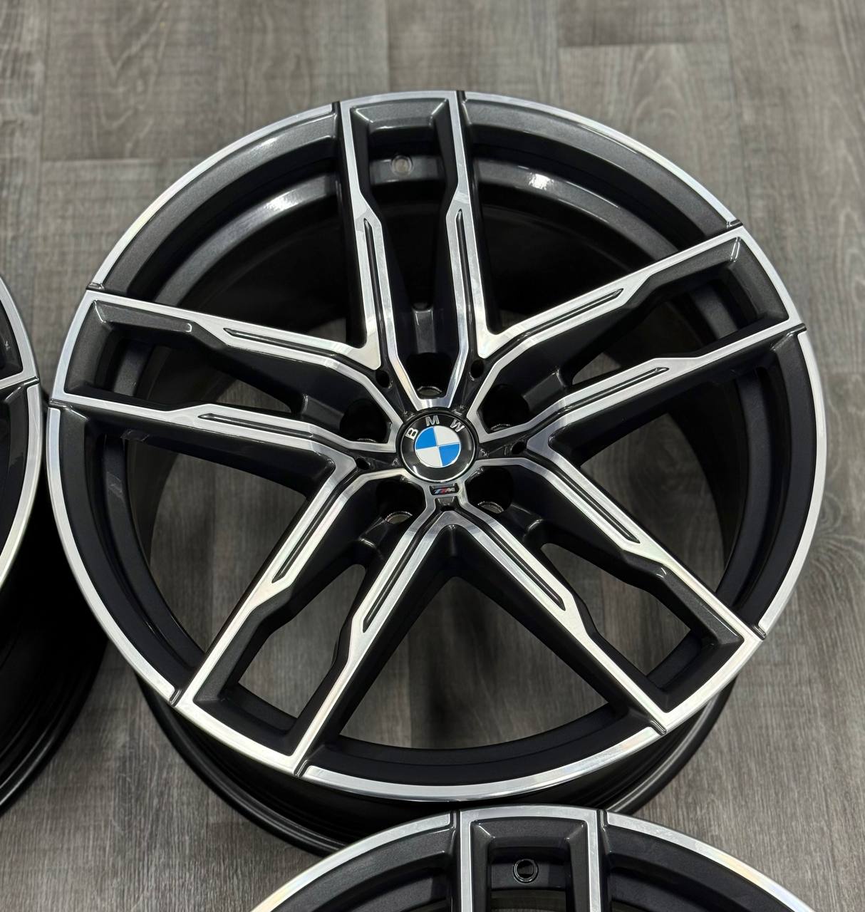 Оригинальні нові диски BMW M5, M8 F90 F91 F92 F93 810M 20" - Зображення 6