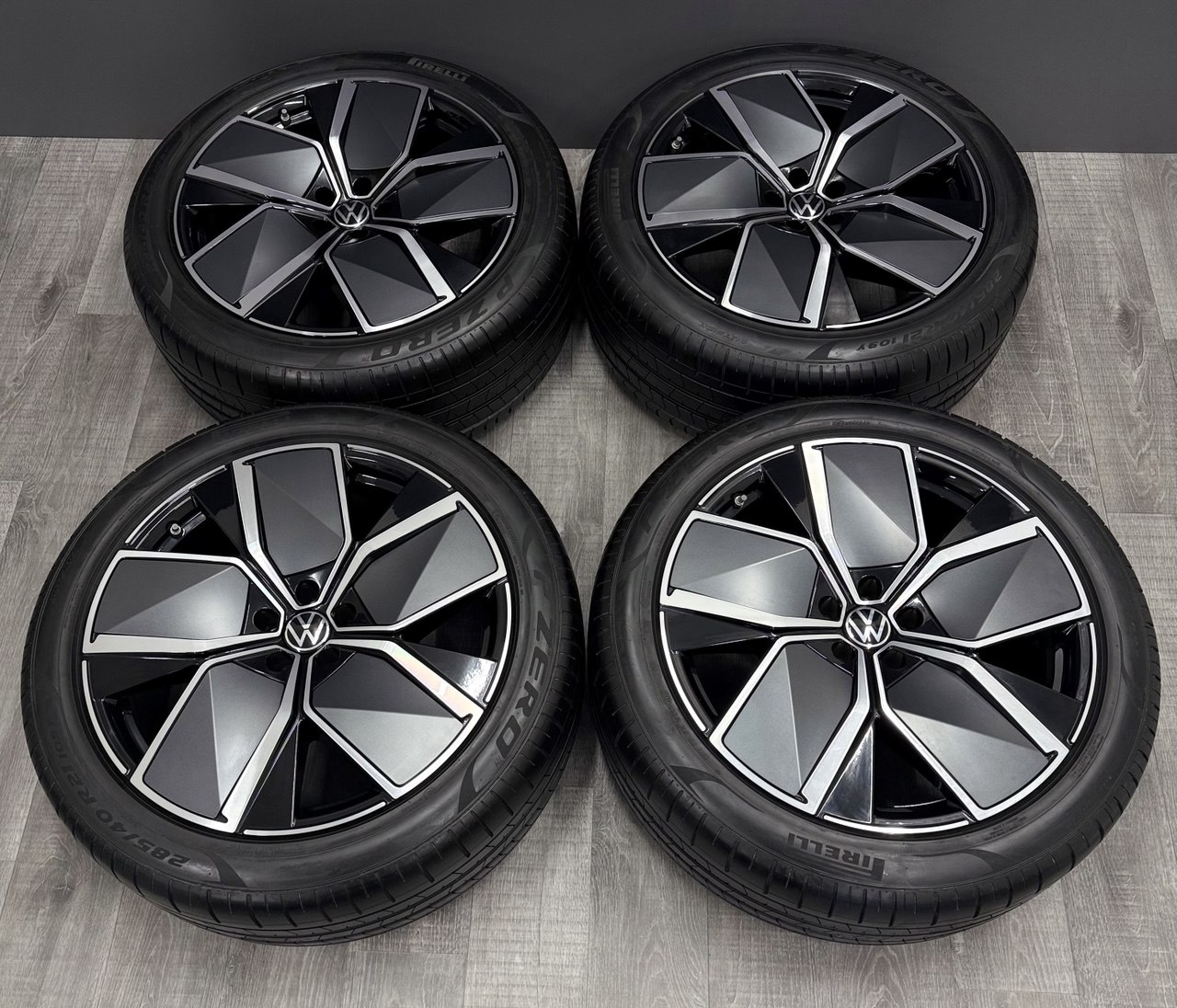 Колеса літні диски для VW Touareg R21 R Line LEEDS 285/40/21 - Зображення 2