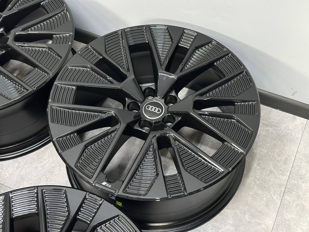 Нові оригінальні диски Audi E-Tron, Q8 e-tron 21 Black - Зображення 5