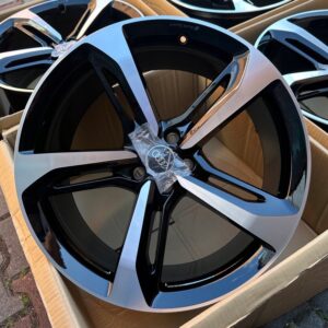 Нові оригінальні диски Audi Q7 SQ7 Etron 21 Blade 4M0601025BQ